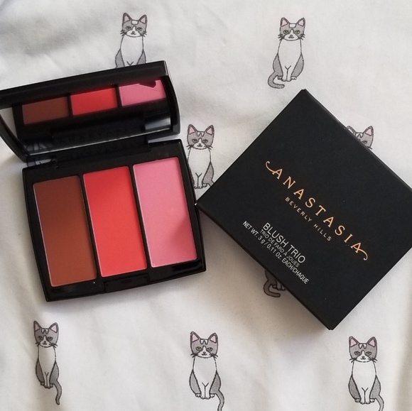 🎆ABH blush trio in cocktail party 🍹 - Picture 2 of 3